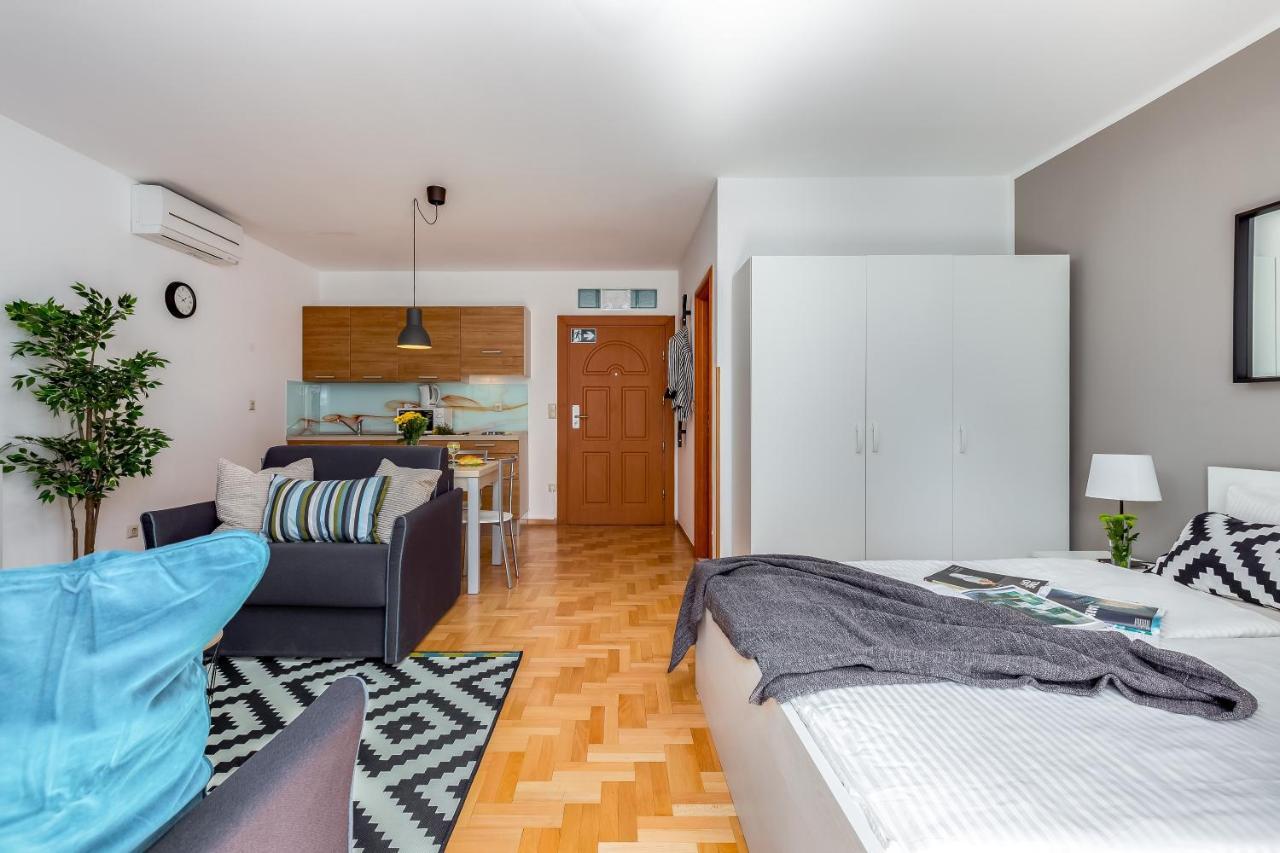 Main Street Apartments 2 里耶卡 外观 照片