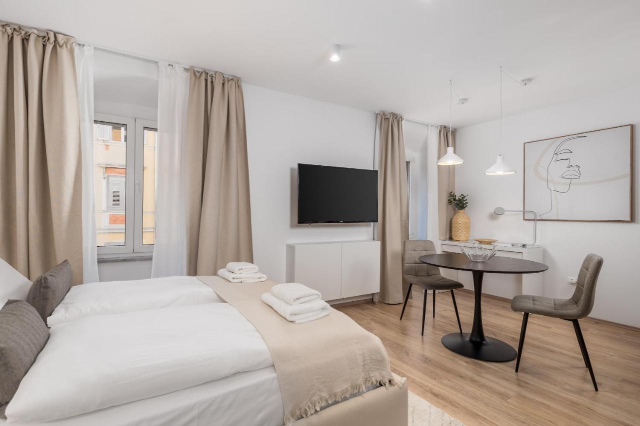 Main Street Apartments 2 里耶卡 外观 照片